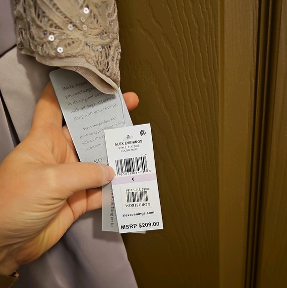 Nordstrom Alex Evenings Size 6 Dress - Picture 3 of 6